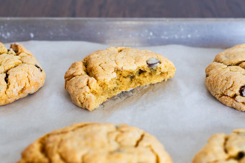 Peanut Butter Chocolate Chip Gooey Butter Cookies